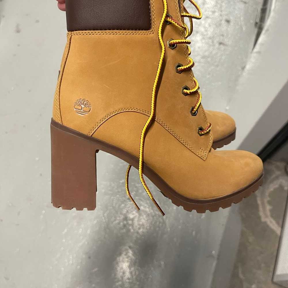 Timberlands womens boots size 7 - image 3
