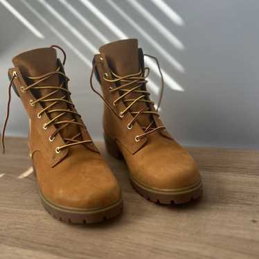 Timberland boots women Size 8 - image 1