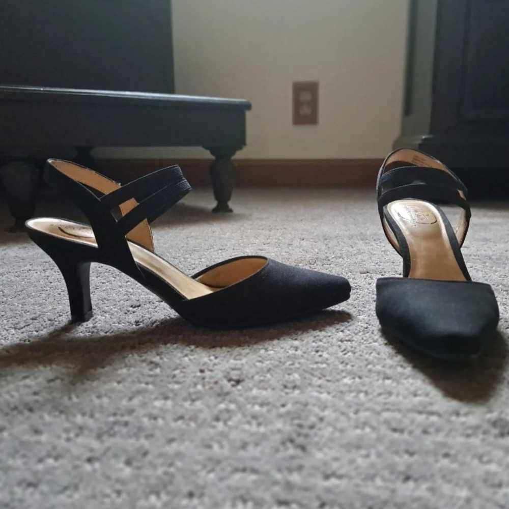 Womenns shoe lot (2 pairs black heels /2 pairs an… - image 4