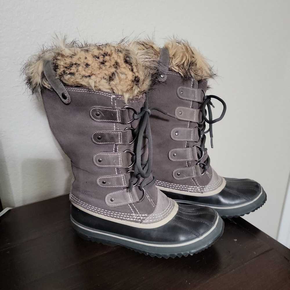 Sorel waterproof insulated snow boots - image 1