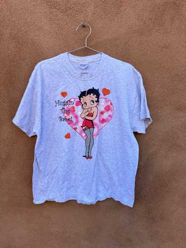 Betty Boop - Huggin' The Babe T-shirt