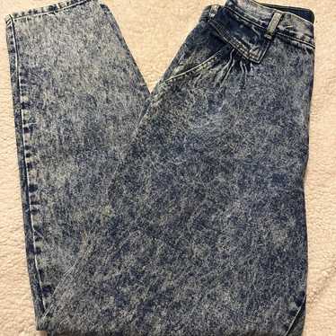 Cherokee Vintage Pleated Acid Wash 80s Jeans