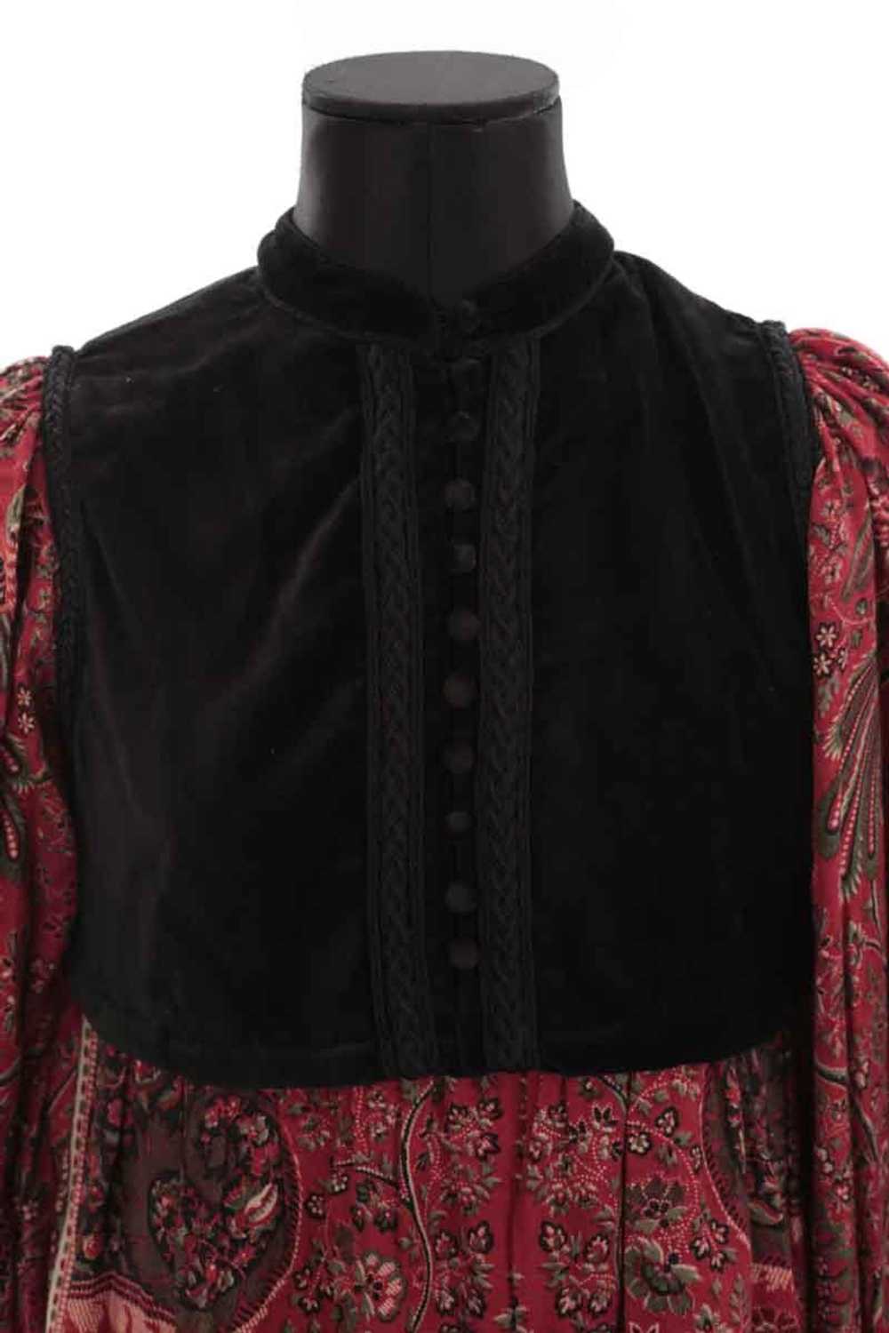 Circular Clothing Robe en laine Laurence Bras rou… - image 2