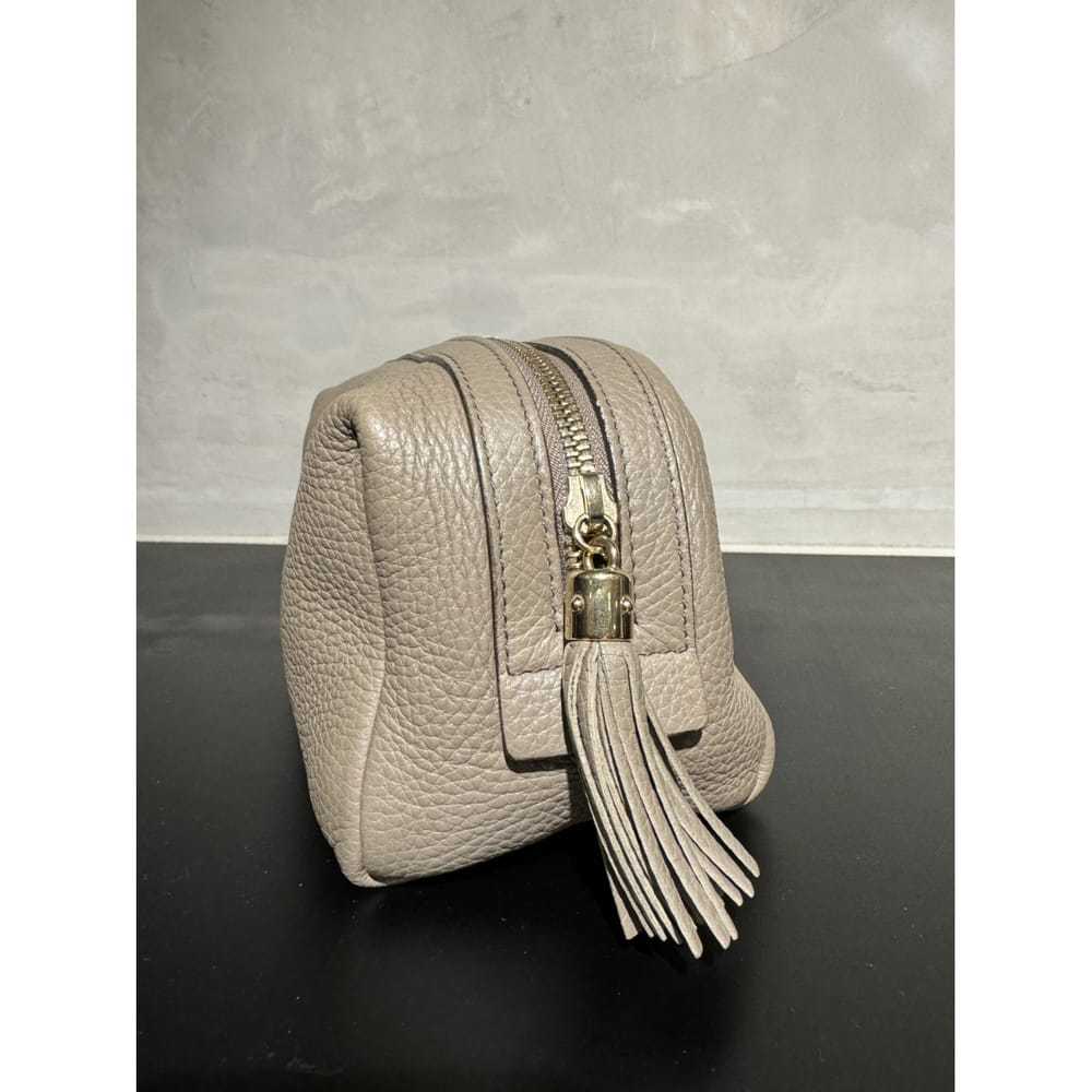 Gucci Soho leather clutch bag - image 3