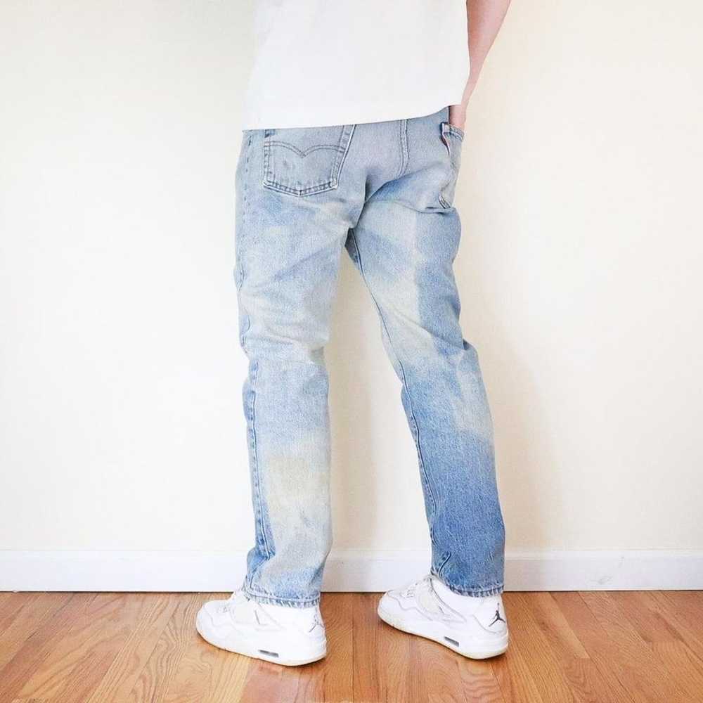 Vintage levis super faded jeans - image 3