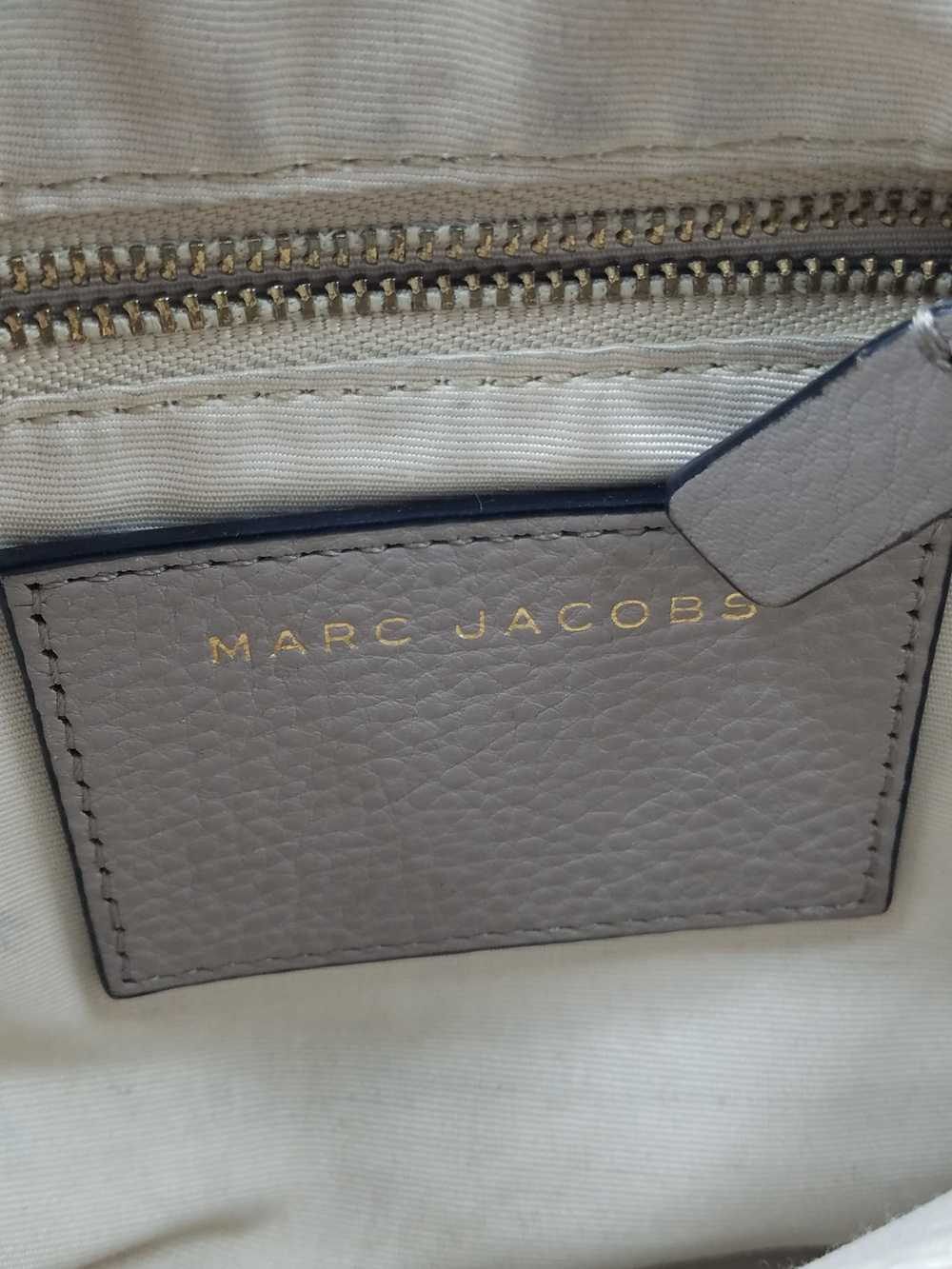 Authentic Marc Jacobs Taupe Saddle Bag - image 6
