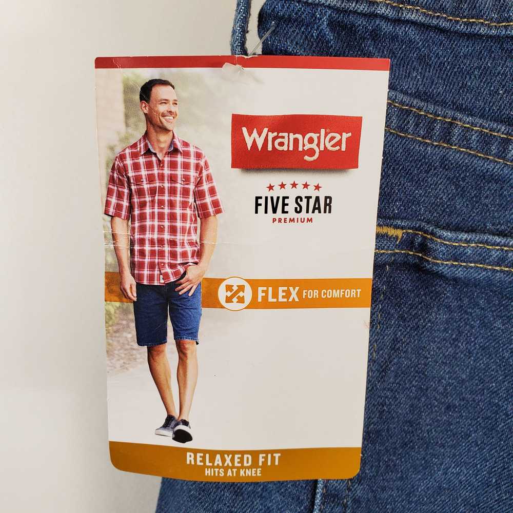 Wrangler Men Denim Shorts Sz 38 NWT - image 3