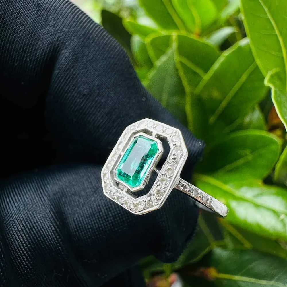 Fabulous, Art Deco style, Platinum Emerald & Diam… - image 3