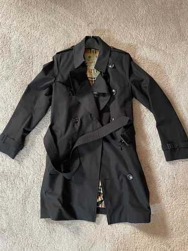 Burberry The Mid Length Chelsea Heritage Trench Co