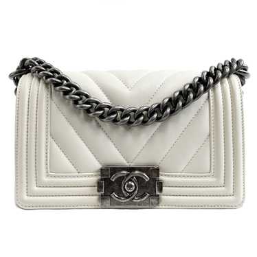 Chanel CHANEL Boy Flap Chevron Quilted White Shou… - image 1