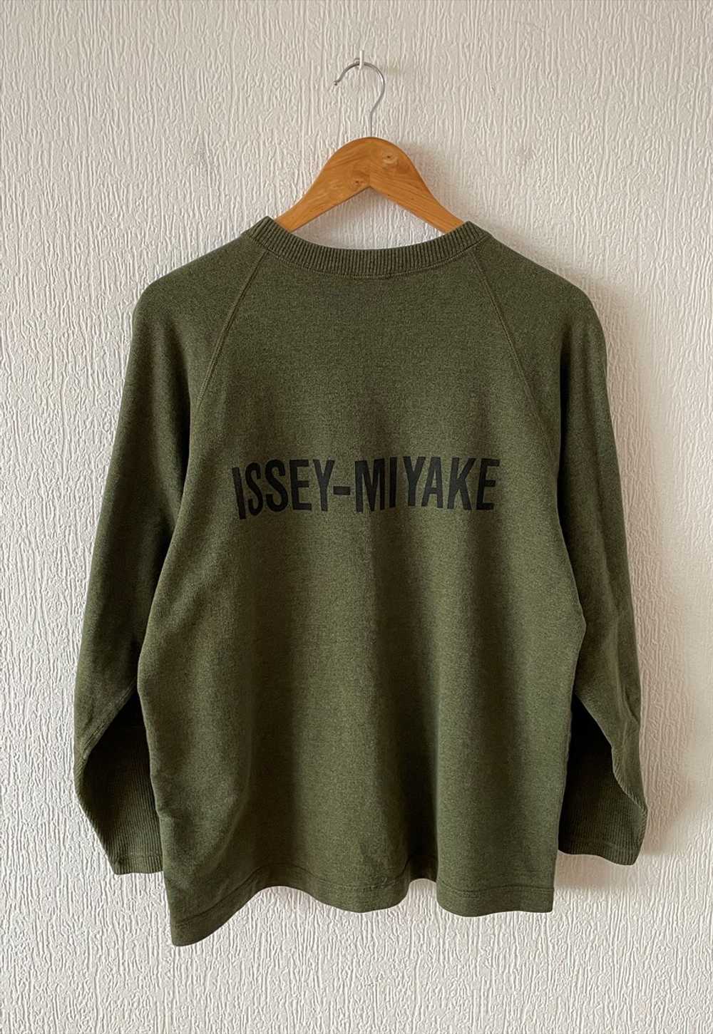 Vintage ISSEY MIYAKE Sweatshirt Crew Neck Sweater… - image 5