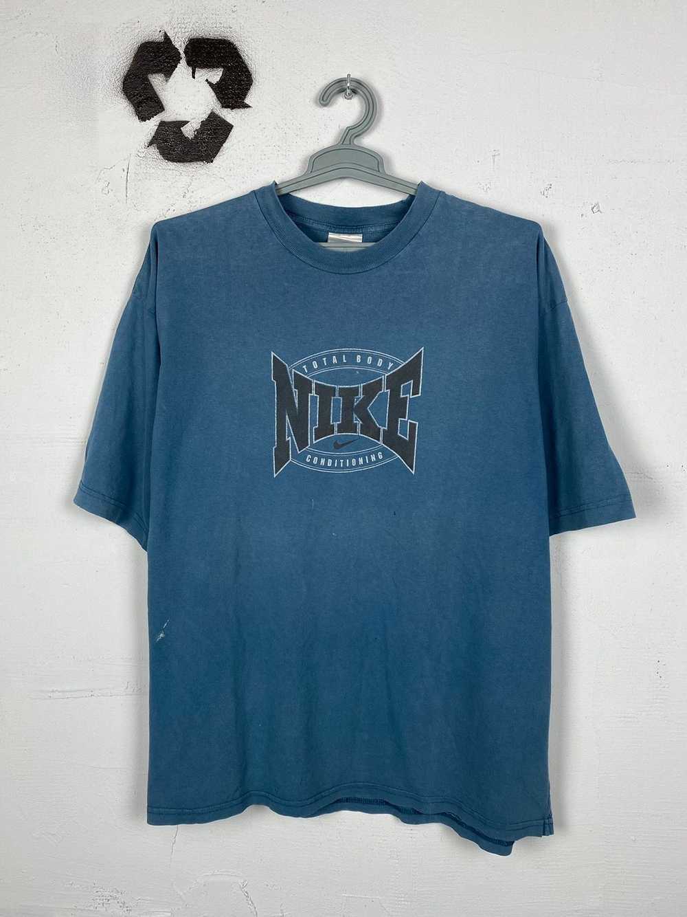 Nike × Vintage Vintage Nike Spellout T-Shirt Dist… - image 1