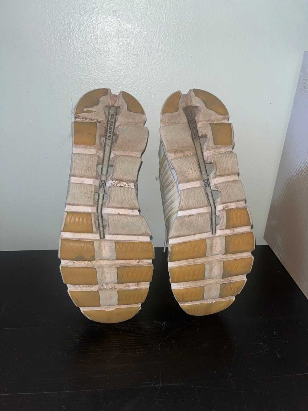 On Cloudswift undyed - image 3