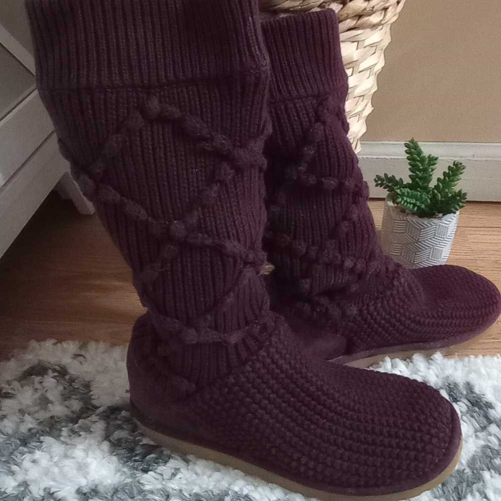UGG Classic argyle knit 5879W/ fig boots Size 7 - image 3