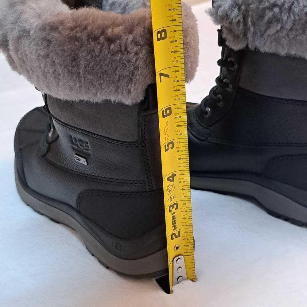 UGG
Adirondack Faux Fur Boots - Women's size 7 - image 11