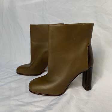 VINCE Dark Taupe Leather booties