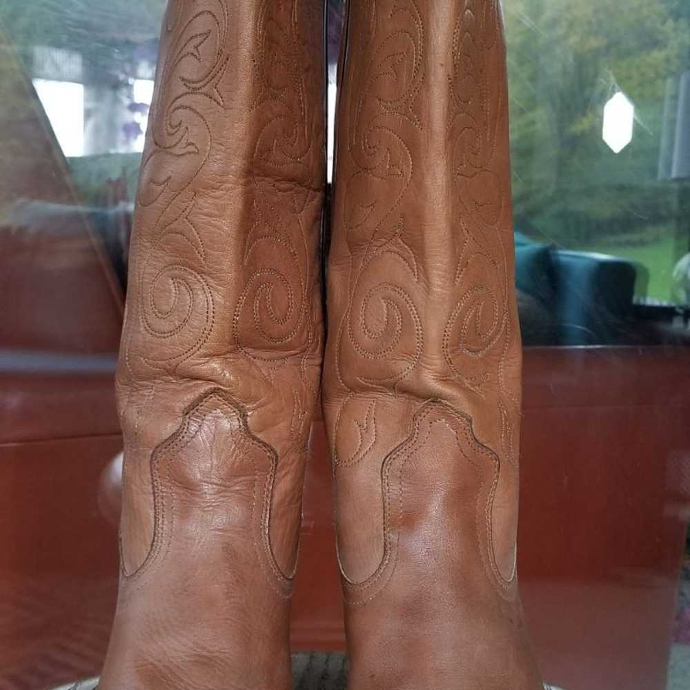 Pretty Tall Vintage Frye Western Knee High Boot 9… - image 2