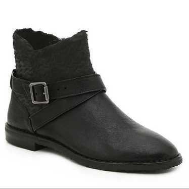 Trask Alexa Black Leather Ankle Boots