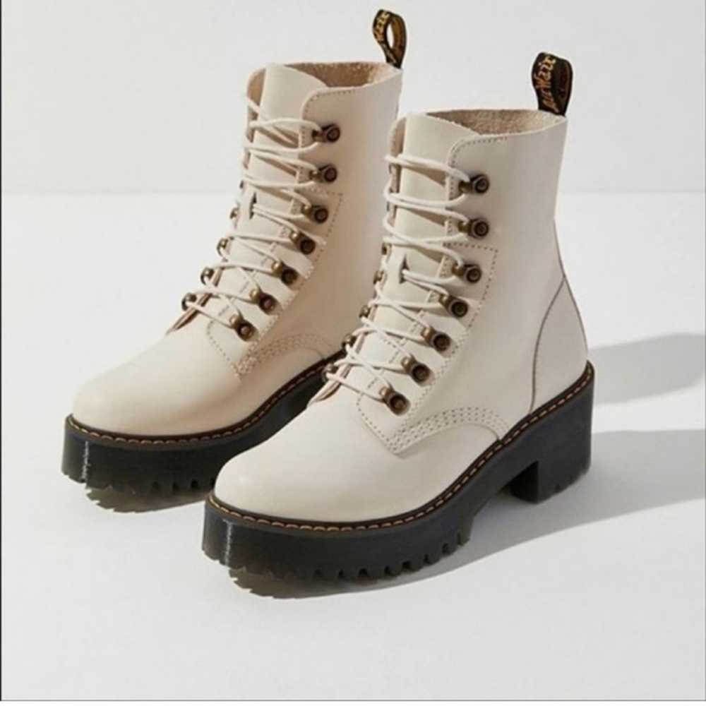 Dr Martens Leona Bone Platform boots Rare Size 9 … - image 2