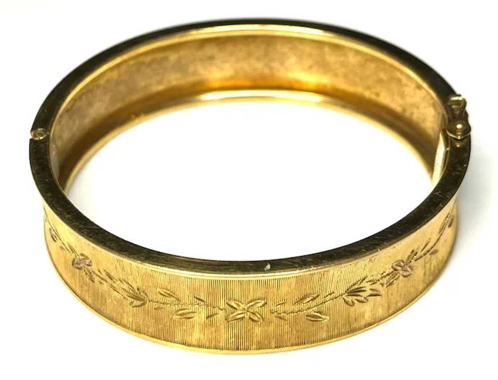 Vintage Floral Etched Gold Hinged Bracelet - image 7