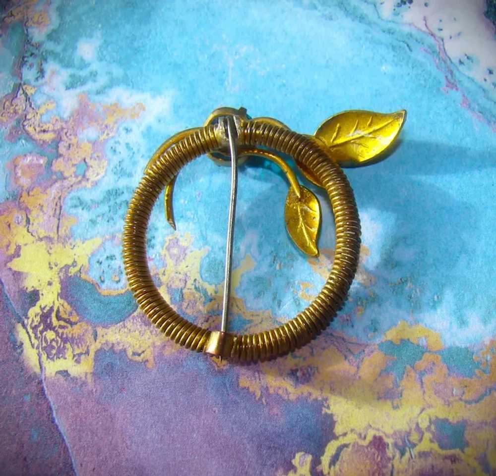 Pretty Vintage textured wreath brooch with Iris g… - image 3