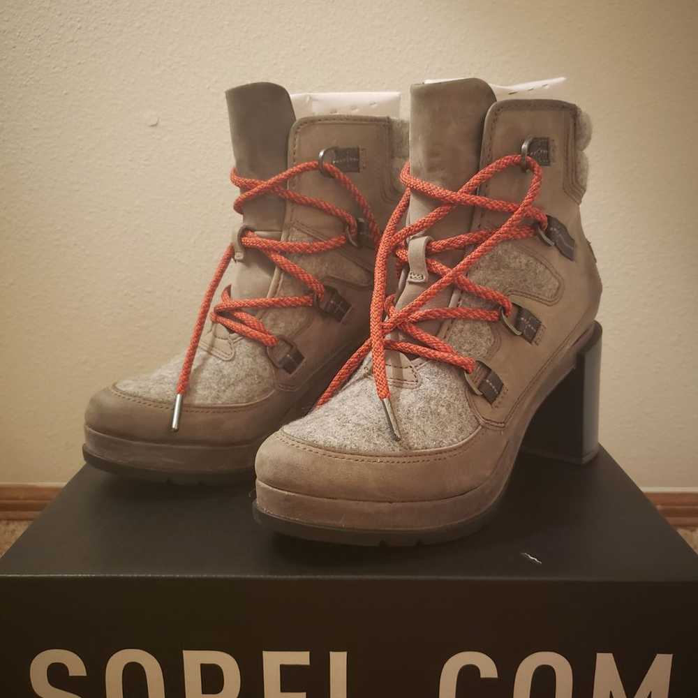 Sorel Blake Lace Quarry Boots 8.5 - image 2