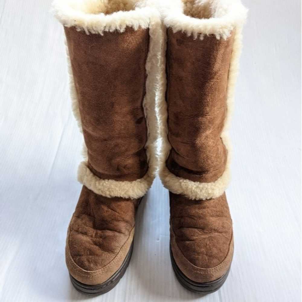 UGG Sundance Revival II fur cozy boots 5325 chest… - image 5