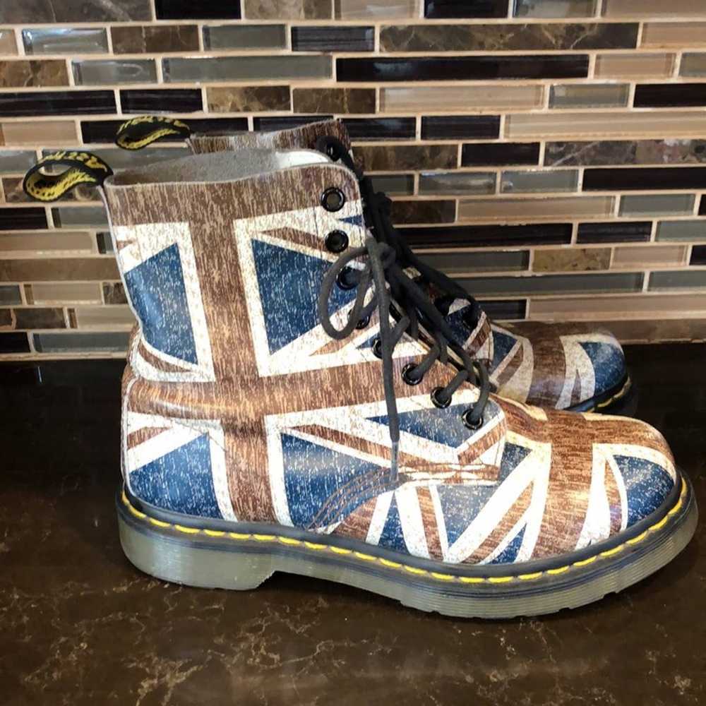 DR. MARTENS DELANEY IN CLASSIC UNION JACK SOFTY T… - image 5