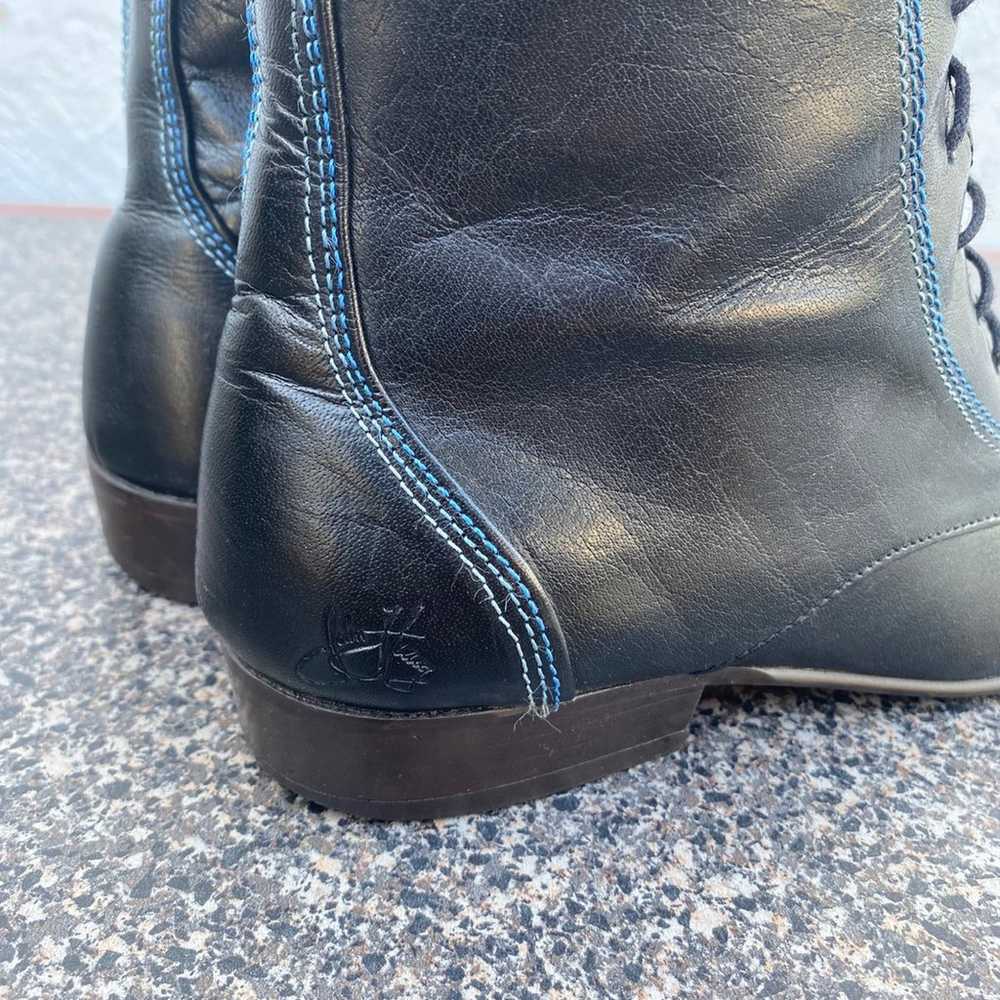John Fluevog Black Leather Lace up Ankle Boots Si… - image 7