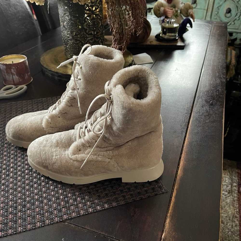 Stuart Weitzman Shearling Boots - image 5