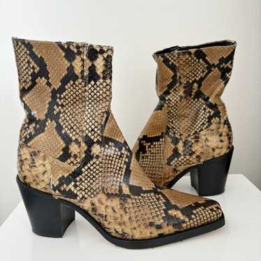 Zara Leather Snakeskin Print Heeled Boots
