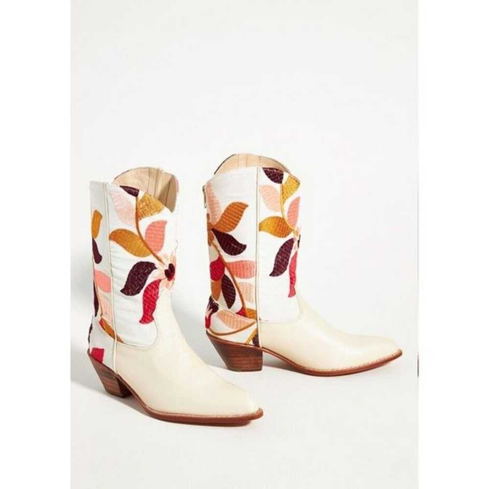 New Anthropologie Momo Embroidered Western Boots … - image 1