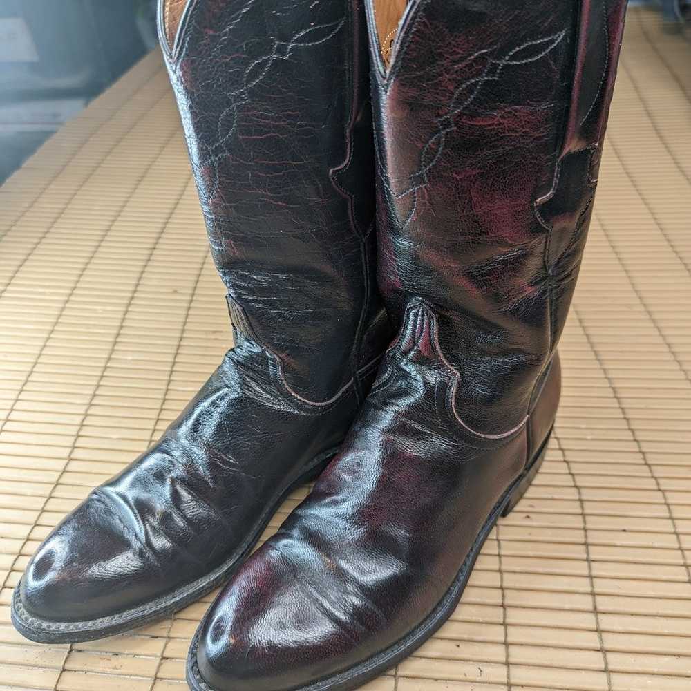 Lucchese women's black cherry/burgundy leather cl… - image 2