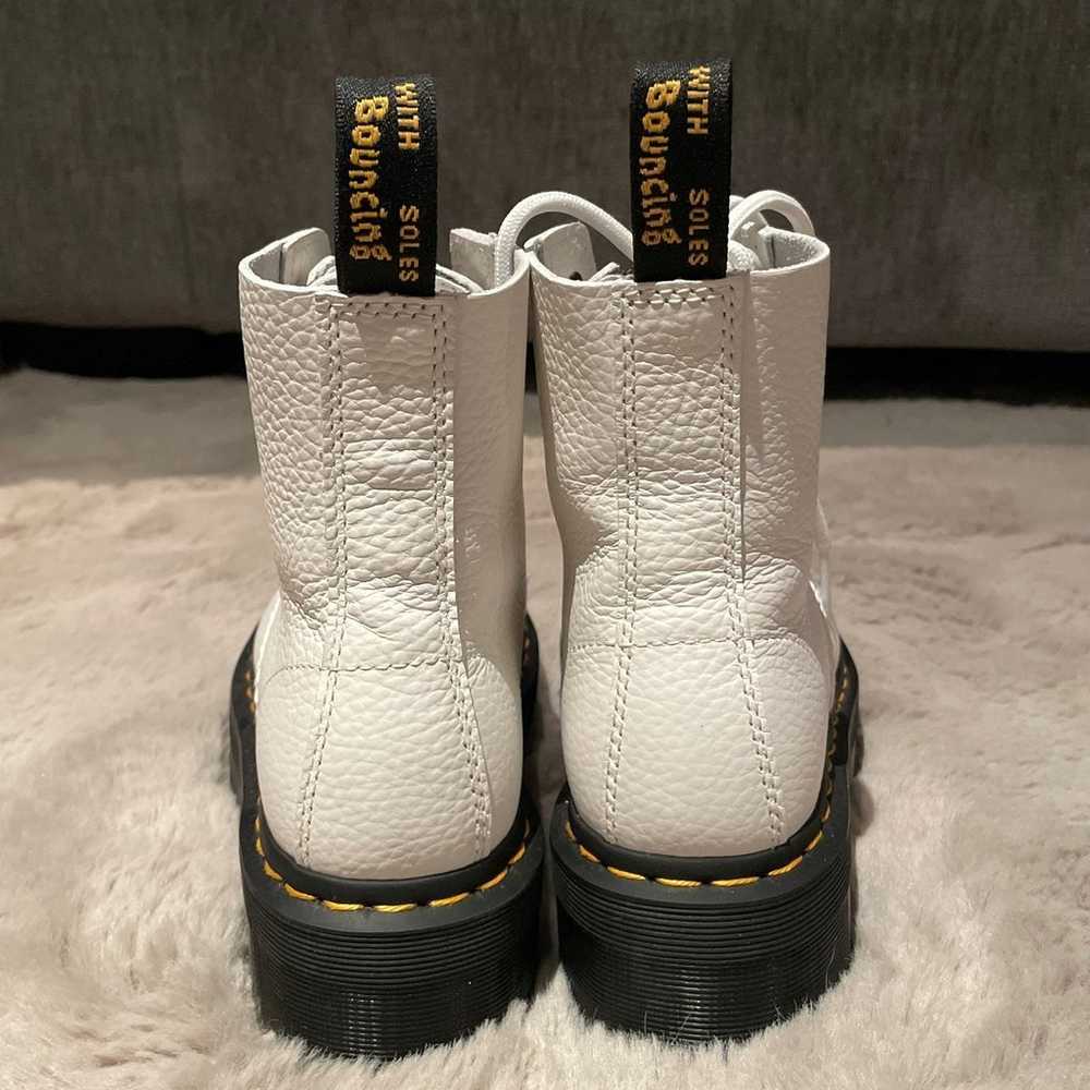 Dr Martens Sinclair Boots In White sz 6 - image 4