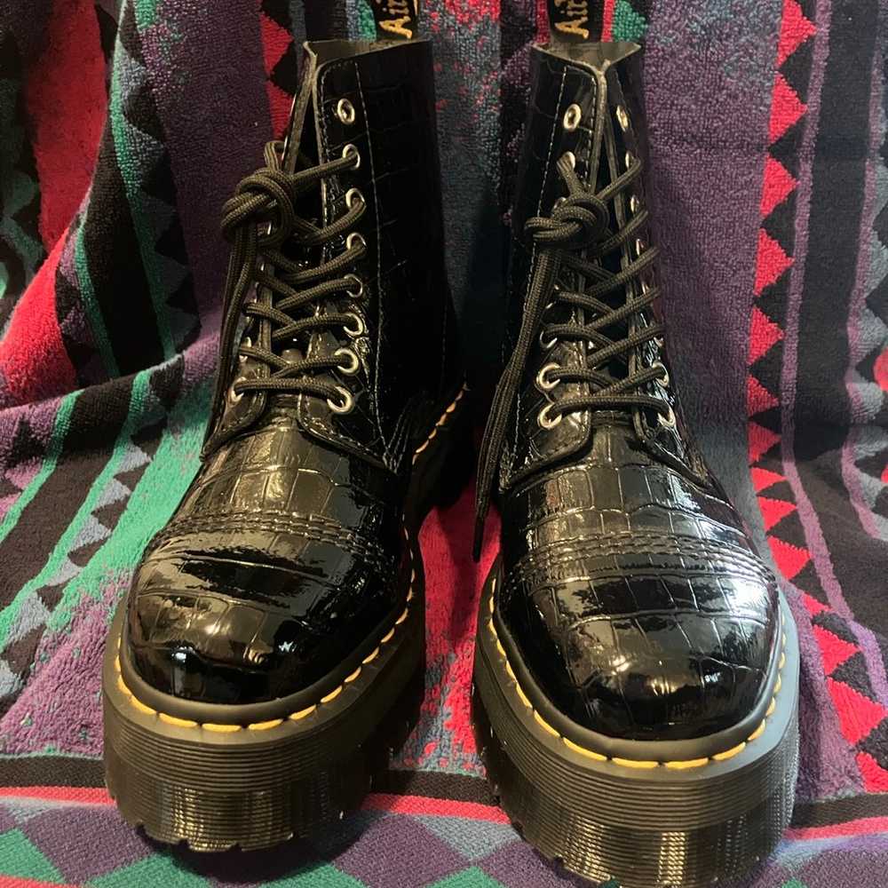 DR MARTENS Sinclair platform Patent crocodile LAD… - image 5