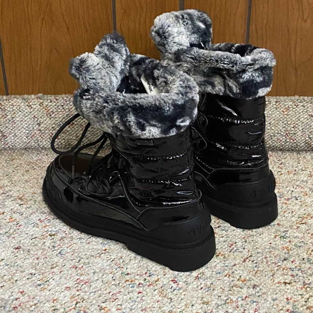 Pajar Canada Faux Fur-trim Lace-up Boots size 39 - image 6