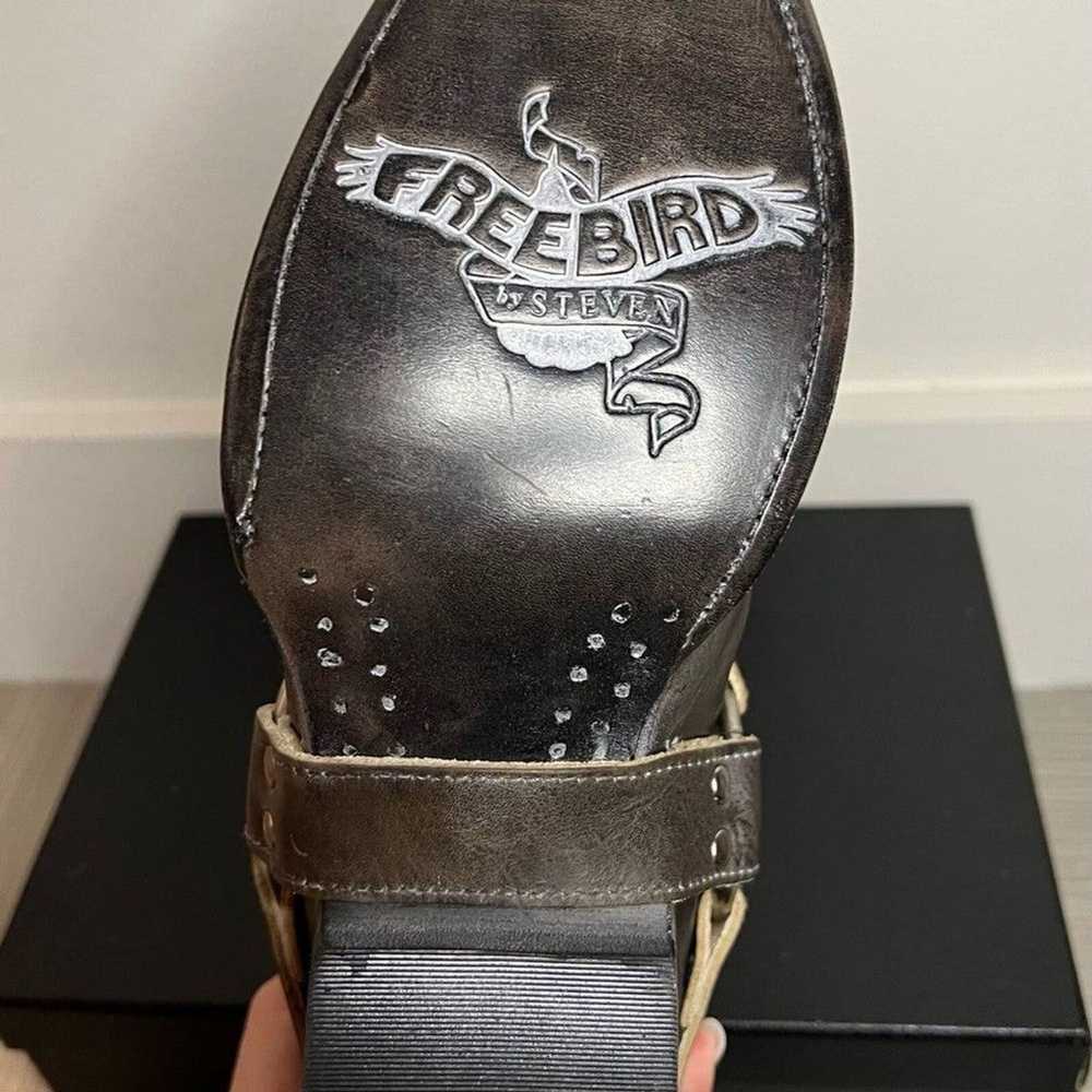 Freebird by Steven Santiago booties NWOB Size 9 - image 9