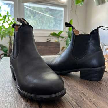 #1671 Blundstone Boots- fits like 8.5 - image 1