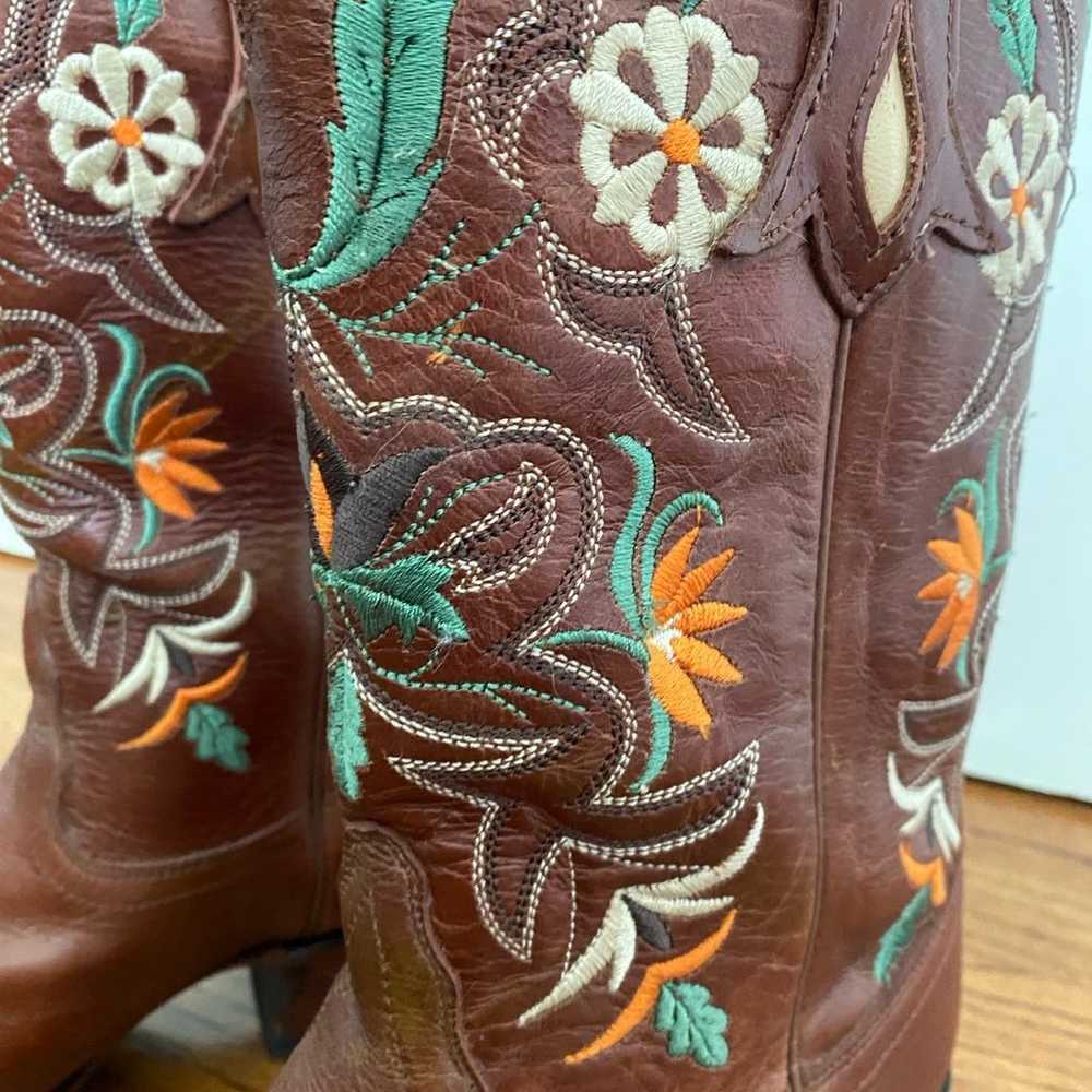 Cowboy boots - image 3