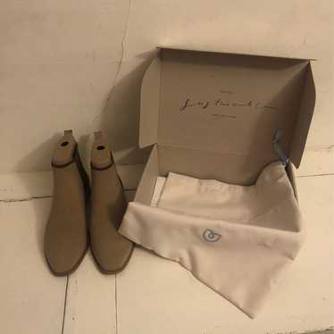 Rothys Chestnut Chelsea Boots