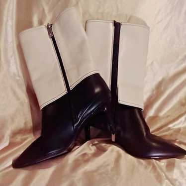 NWOB Aquatalia Makayla  Leather Boots