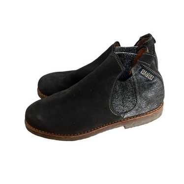 PENELOPE CHILVERS SUEDE ANKLE BOOTS