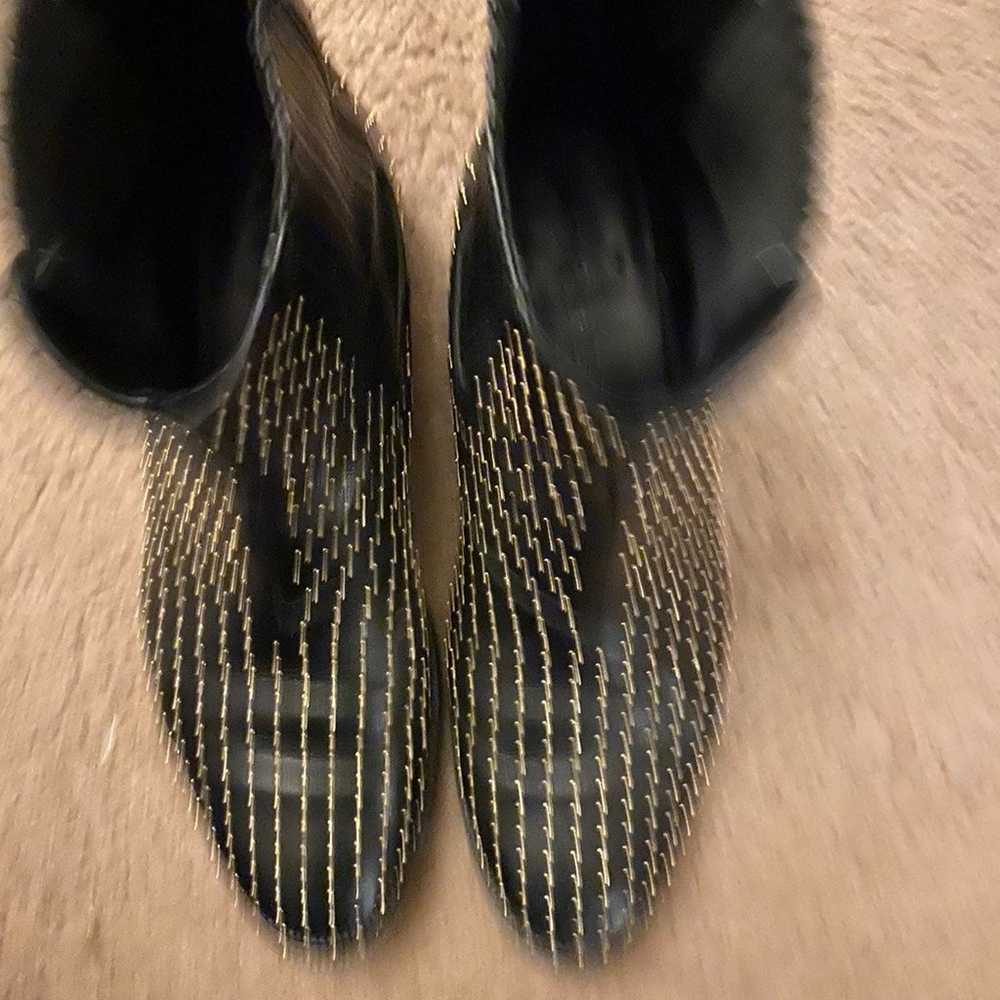 Burberry ankle boots - image 2