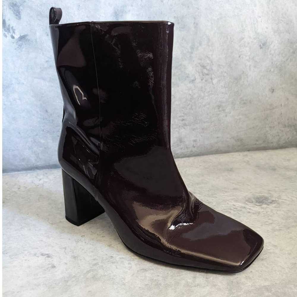 Good American Square Toe Patent Leather Booties i… - image 5