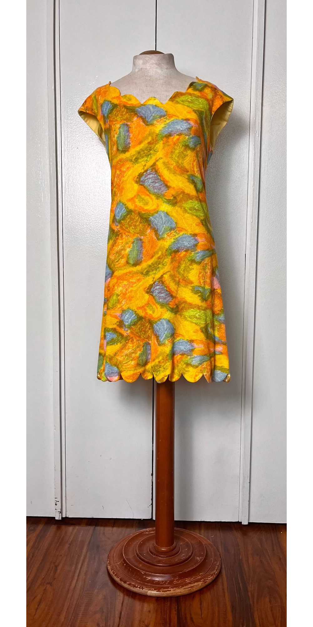 Vintage 1960's "Home-Sewn" Yellow Scallop Midi Dr… - image 1