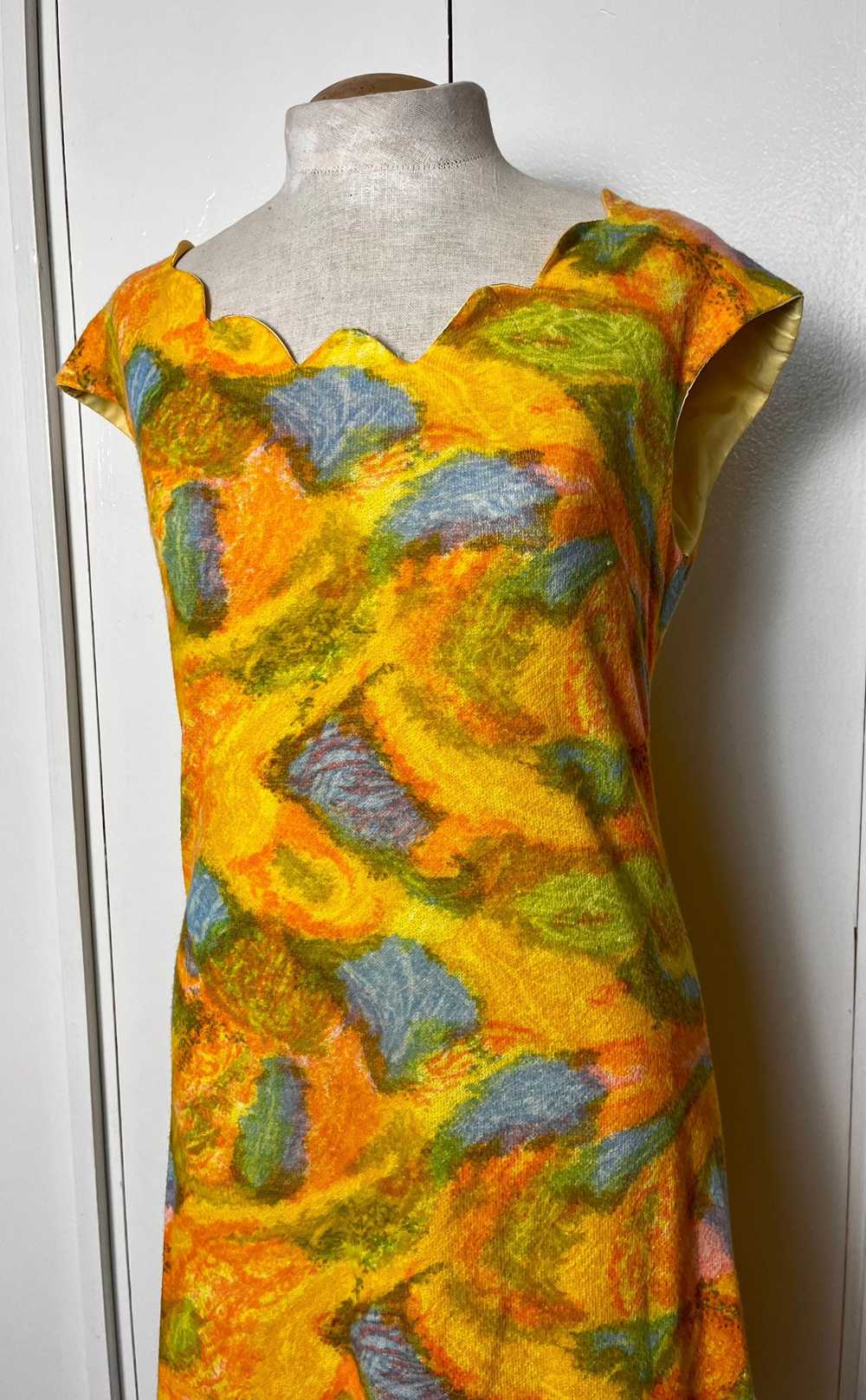 Vintage 1960's "Home-Sewn" Yellow Scallop Midi Dr… - image 2