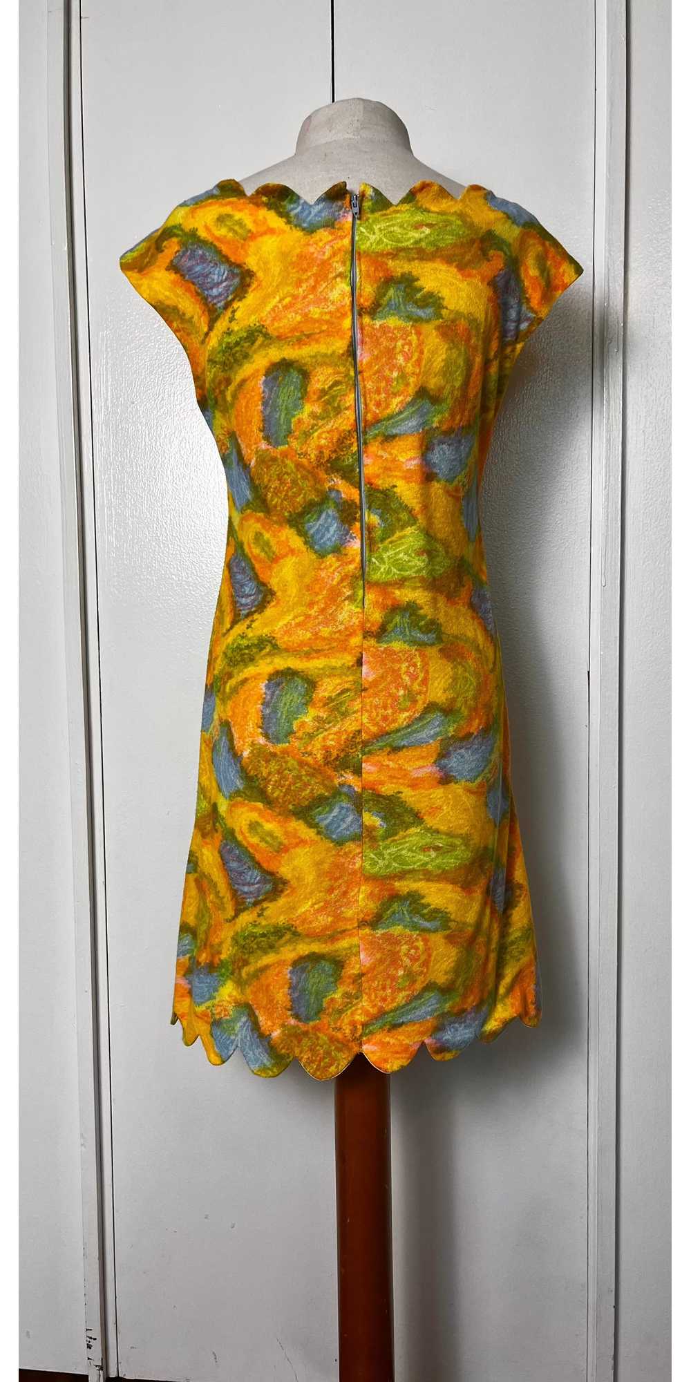 Vintage 1960's "Home-Sewn" Yellow Scallop Midi Dr… - image 5