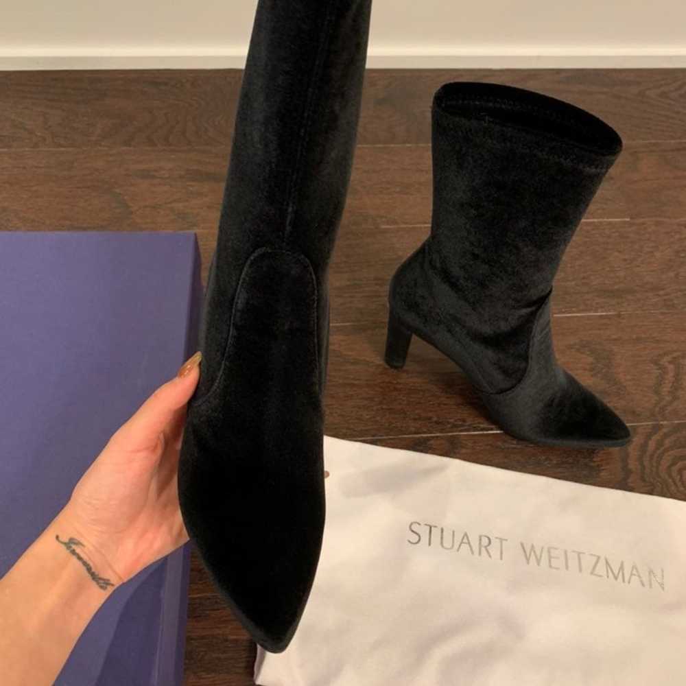 Stuart Weitzman Clinger womens black velvet boots… - image 4