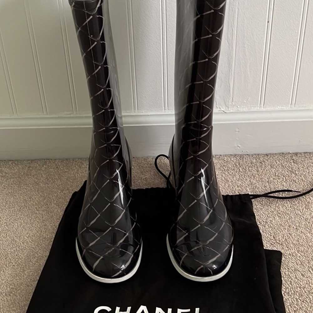 Chanel Rain Boots - Size 38 - image 3