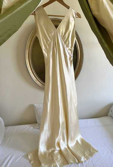 Vintage 1930s Liquid Silk Satin Gown